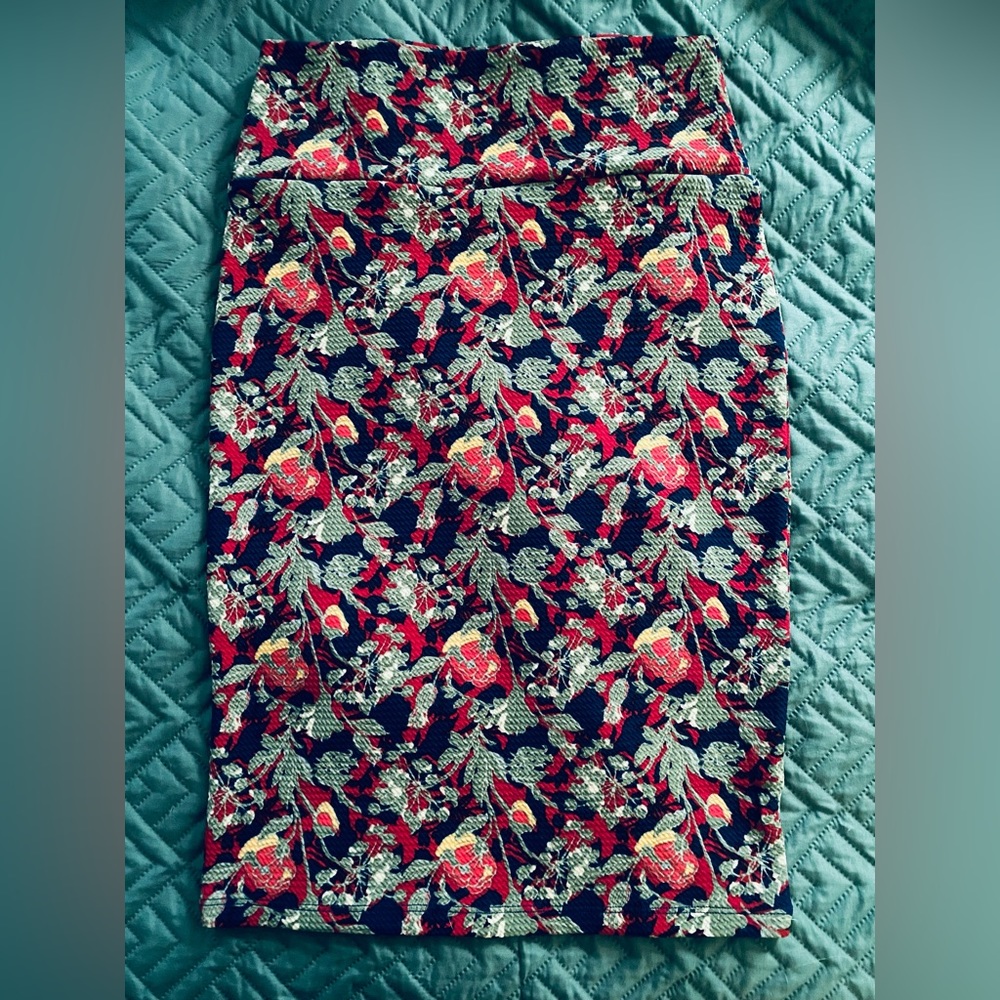 LuLaRoe pencil skirt